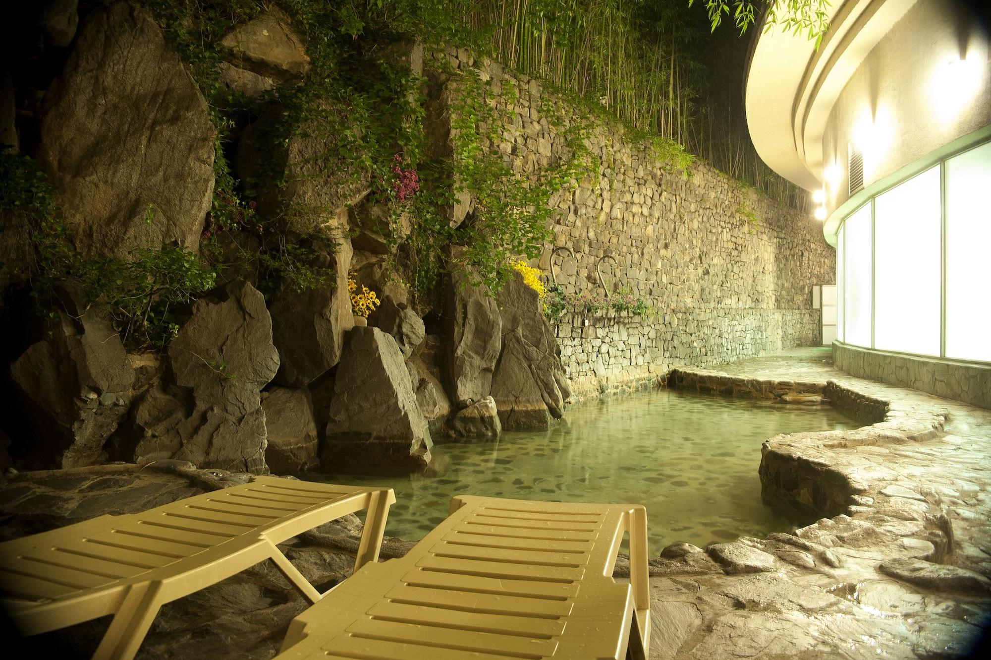 Onyang Hot Spring Hotel Асан Экстерьер фото