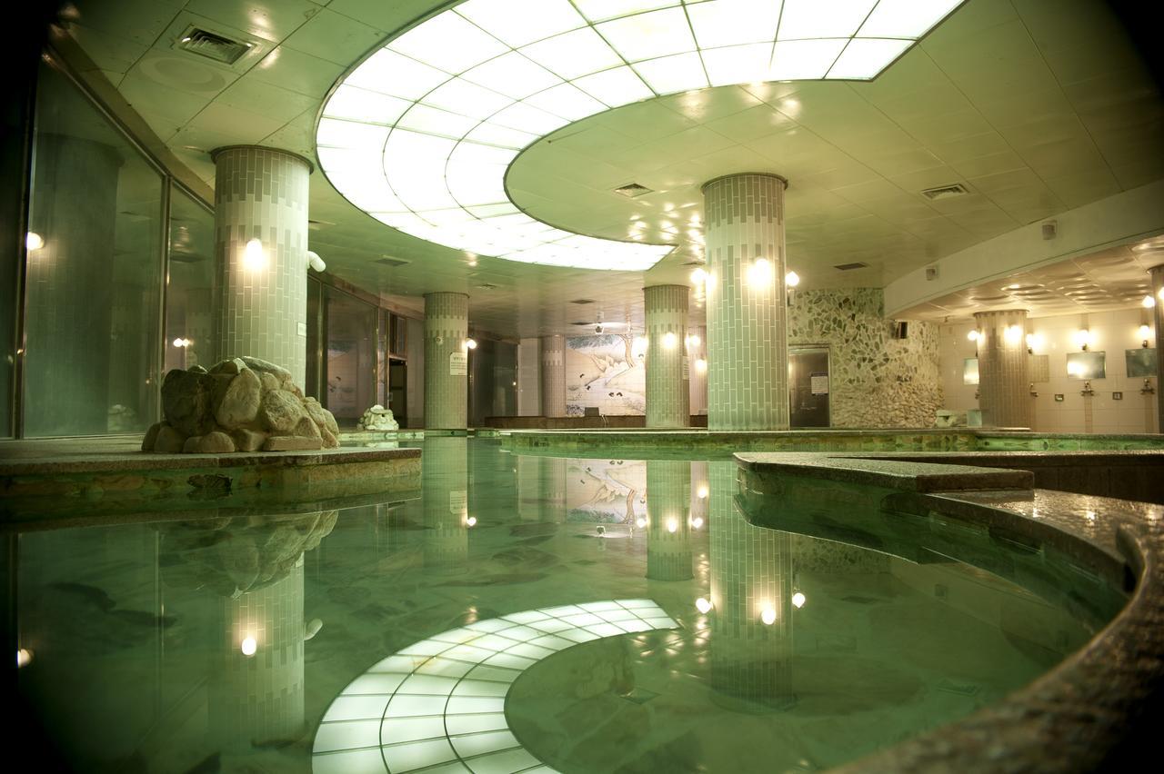 Onyang Hot Spring Hotel Асан Экстерьер фото