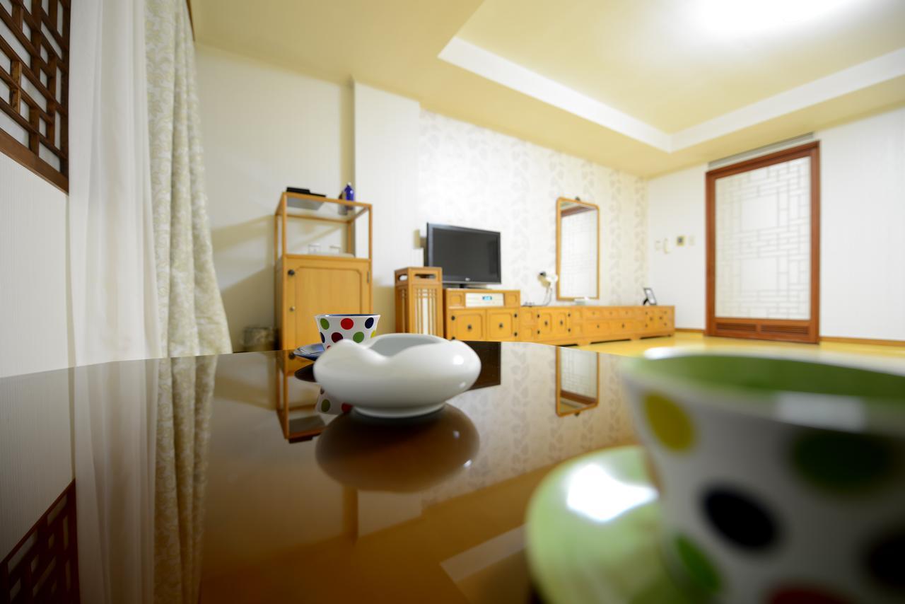 Onyang Hot Spring Hotel Асан Экстерьер фото
